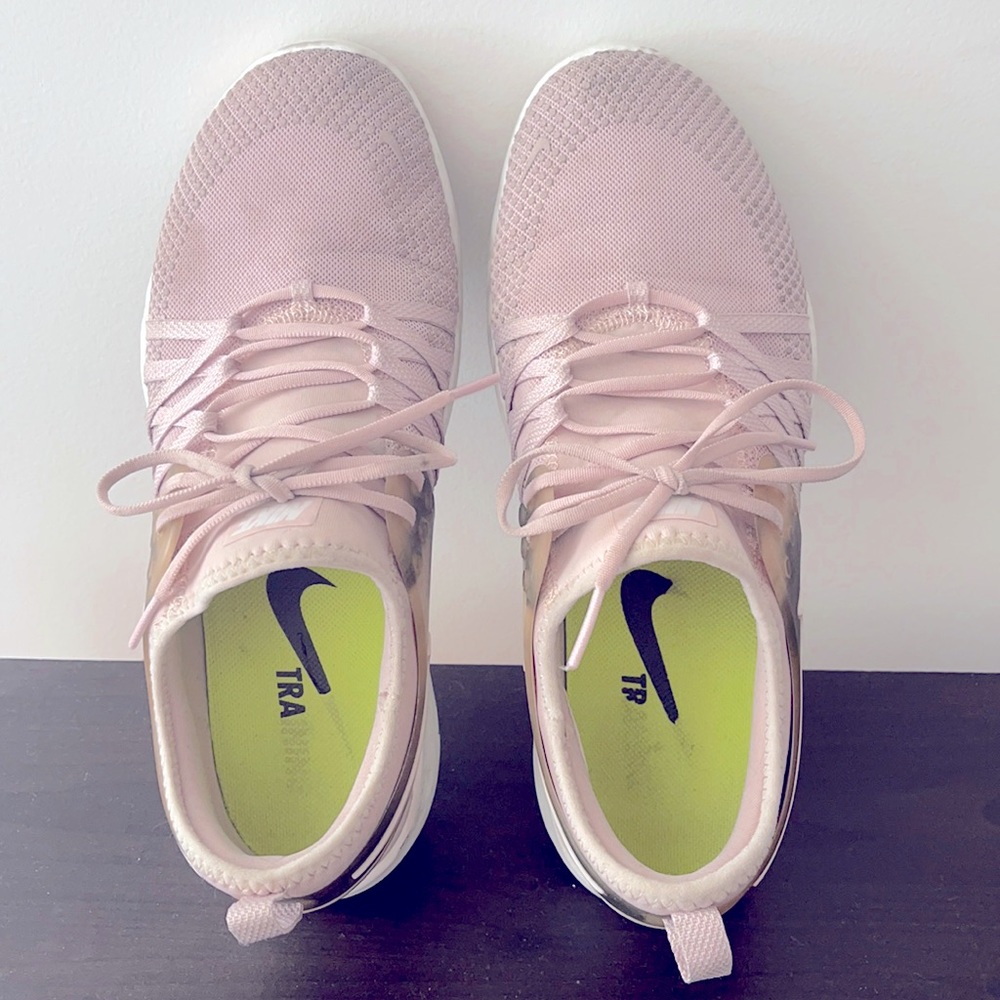 Nike free trainers